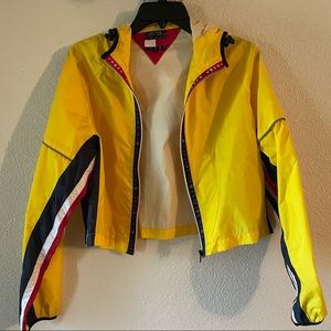 ‼️VINTAGE‼️Tommy Hilfiger Cropped Jacket